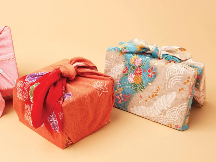 Furoshiki Gift Wrapping Style