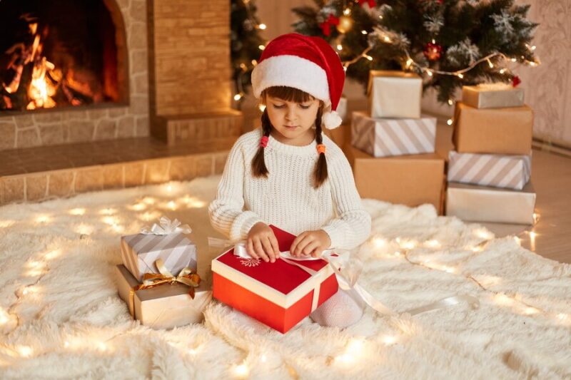 Gifts on Christmas for little girls