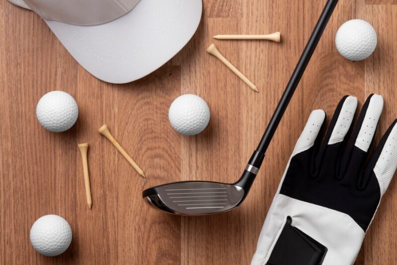 Places to find the best golf gifts for dad