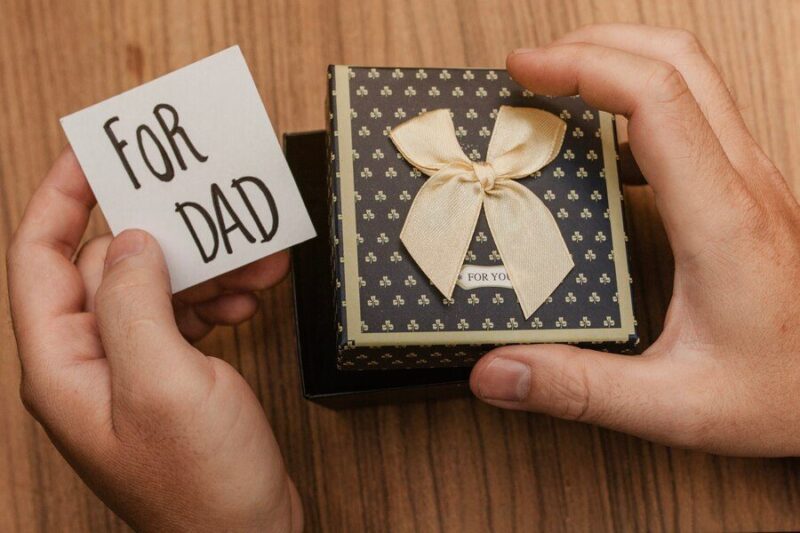 Things to avoid when buying cheap gifts for dad